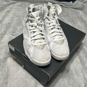 Air Jordan Retro 7 pure money